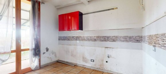 Casa T3 em Cento, Italy N.º 65782 7