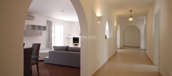 4 bedrooms Bungalow in Saint Paul's Bay, Malta No. 3266 5
