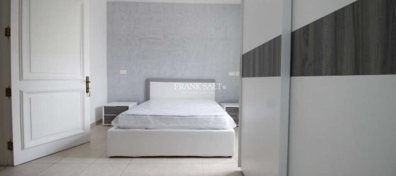 4 bedrooms Bungalow in Saint Paul's Bay, Malta No. 3266 13