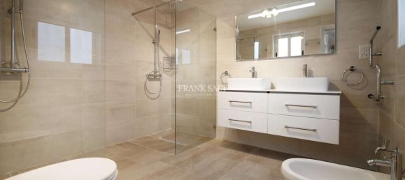 4 bedrooms Bungalow in Saint Paul's Bay, Malta No. 3266 26