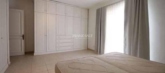 4 bedrooms Bungalow in Saint Paul's Bay, Malta No. 3266 21