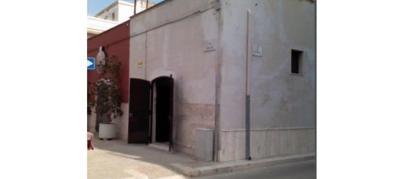 2 Schlafzimmer Haus in Trinitapoli, Italy, Nr. 252651 3