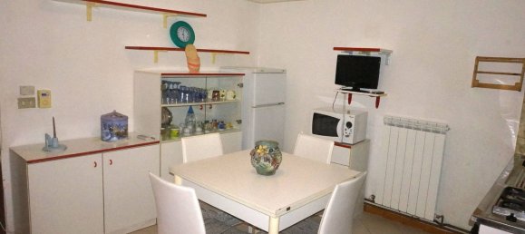 3 bedrooms Apartment in Comacchio, Italy No. 168906 5