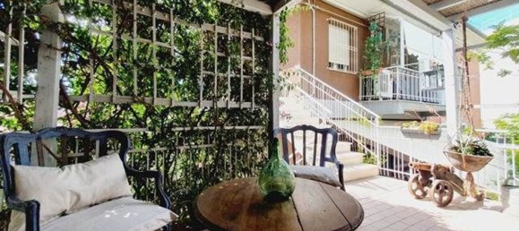 10 rooms Apartment in Ancona, Italy No. 218878 4