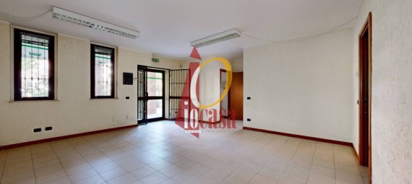 2 rooms Office in San Giuliano Milanese, Italy No. 376631 16