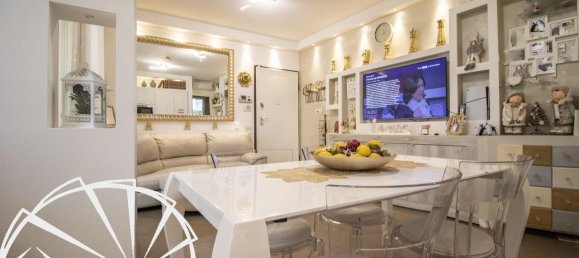 3 rooms Apartment in Agliana, Italy No. 14608 2