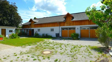 6-Zimmer Haus in Wiener Neustadt, Austria, Nr. 243192