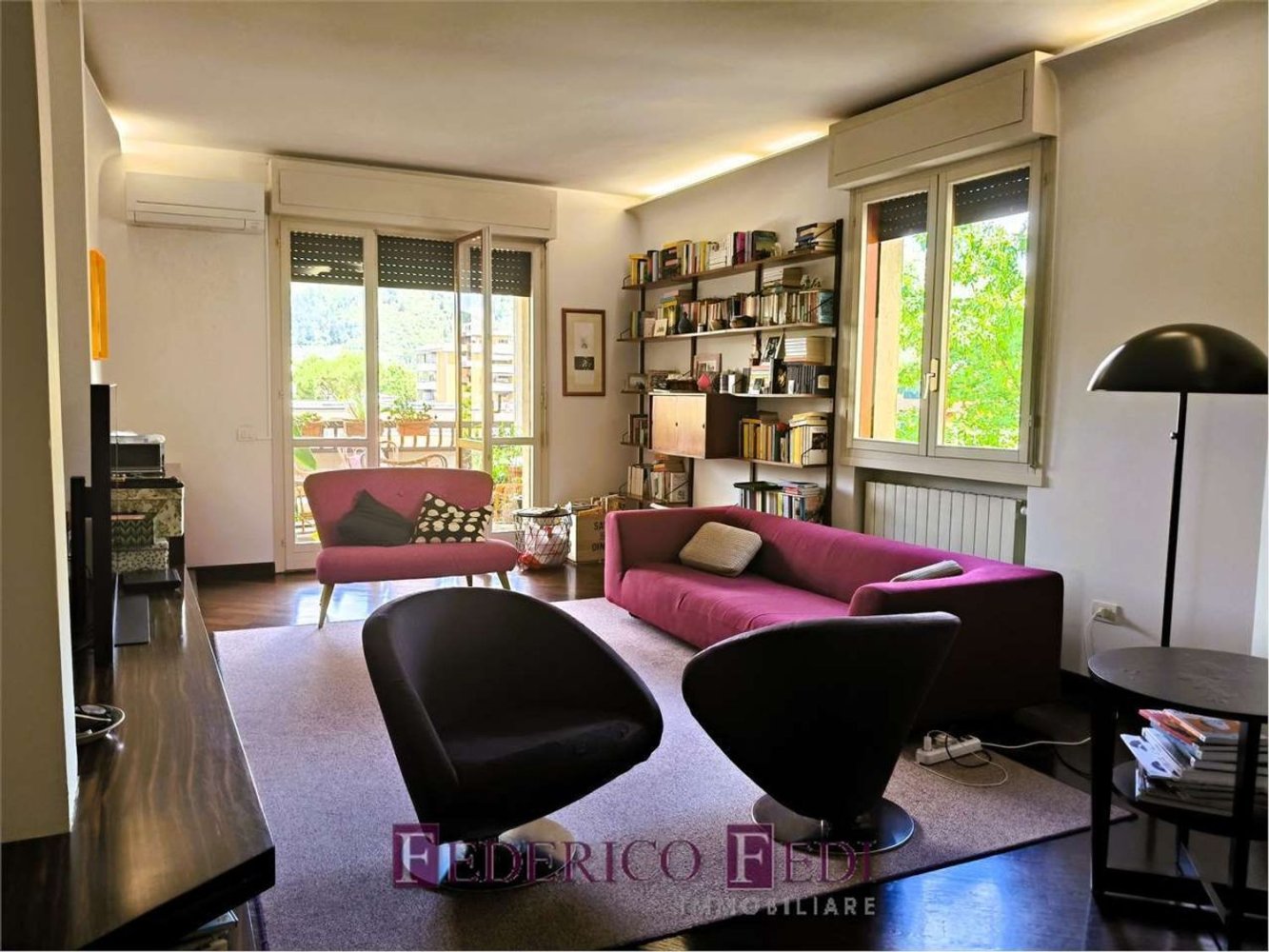 Квартира с 4 спальнями в Прато, Италия № 359867