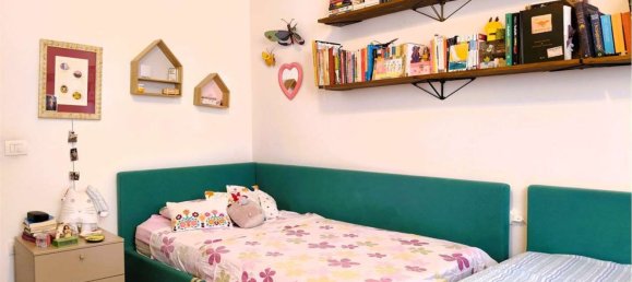 Квартира с 4 спальнями в Прато, Италия № 359867 44