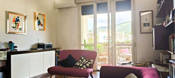 Квартира с 4 спальнями в Прато, Италия № 359867 10