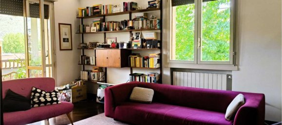 Квартира с 4 спальнями в Прато, Италия № 359867 4