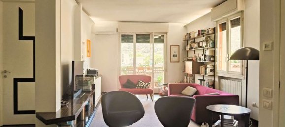 Квартира с 4 спальнями в Прато, Италия № 359867 5