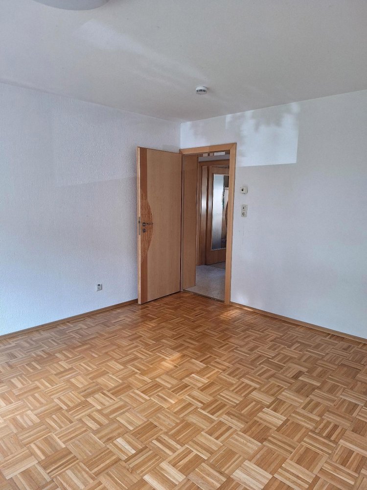 Квартира с 2 спальнями в Диллинген ан дер Донау, Германия № 297943