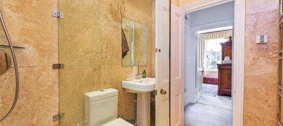 5 chambres Maison à London, United Kingdom No. 5196 21