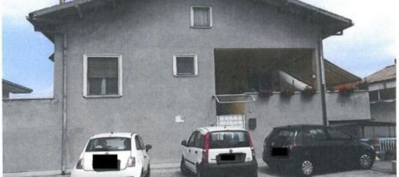 7 bedrooms Villa in Pianella, Italy No. 331803 3