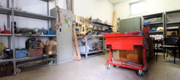 4 bedrooms House in Soncino, Italy No. 175972 18