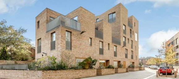 Офис с 2 спальнями в Брентфорд, Великобритания № 12344 2