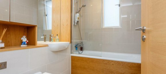 Офис с 2 спальнями в Брентфорд, Великобритания № 12344 12