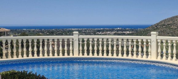 6 bedrooms House in Pedreguer, Spain No. 154671 3