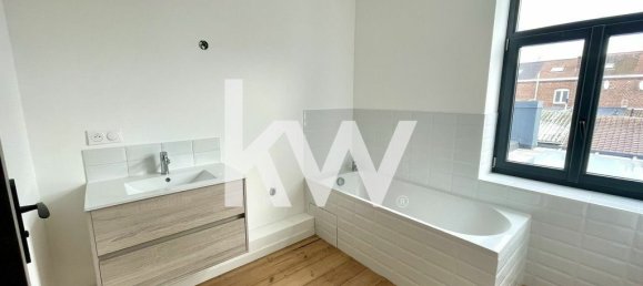 2 bedrooms House in Lille, France No. 83425 11