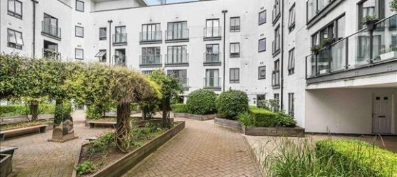 1 bedroom Apartment in Roehampton, United Kingdom No. 7316 11