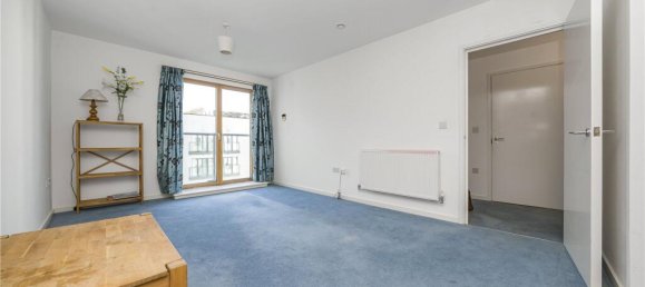 1 bedroom Apartment in Roehampton, United Kingdom No. 7316 2