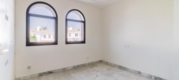 3 غرف نوم تاون هاوس في Estepona, Spain رقم 176702 7