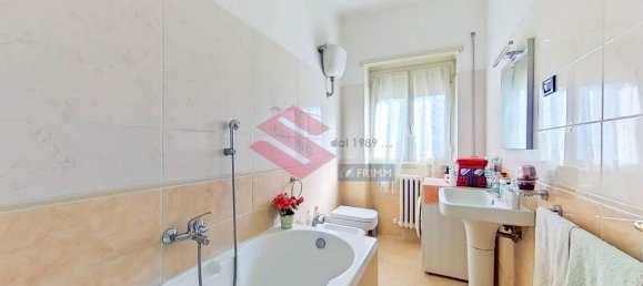 3 rooms Apartment in Rome, Italy No. 36061 13