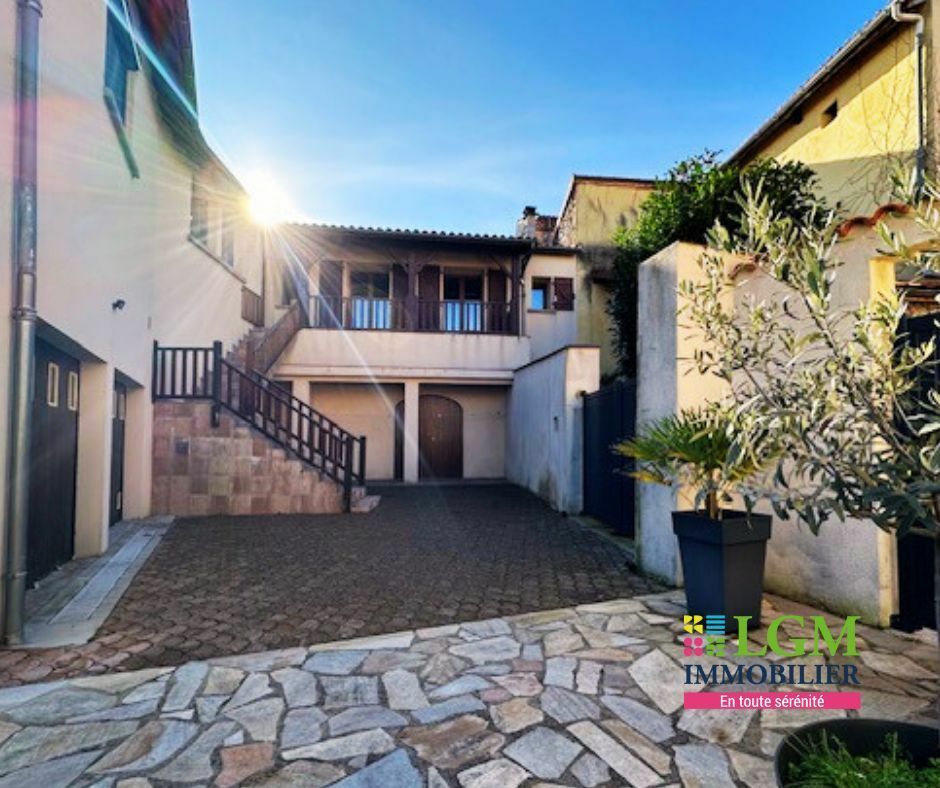 Таунхаус с 3 спальнями в Ле Брёй-сюр-Куз, Франция № 206167