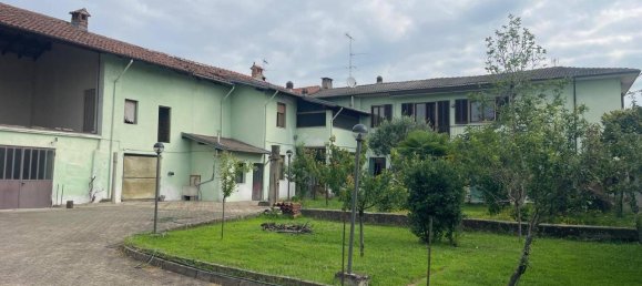 Casa de 6 habitaciónes en Gambolò, Italy No. 66421 16
