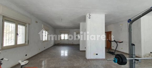 Edificio de 5 habitaciónes en Alba Adriatica, Italy No. 174147 15