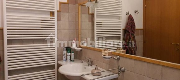 Edificio de 5 habitaciónes en Alba Adriatica, Italy No. 174147 4