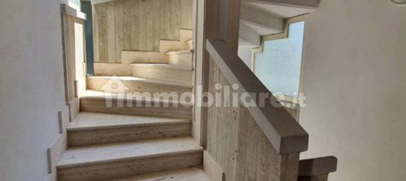 Edificio de 5 habitaciónes en Alba Adriatica, Italy No. 174147 22