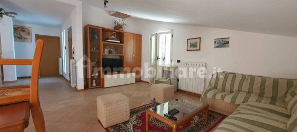 Edificio de 5 habitaciónes en Alba Adriatica, Italy No. 174147 28