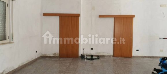 Edificio de 5 habitaciónes en Alba Adriatica, Italy No. 174147 13