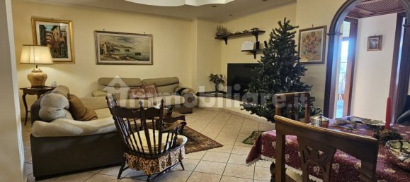 Villa T3 em Guidonia Montecelio, Italy N.º 195316 18