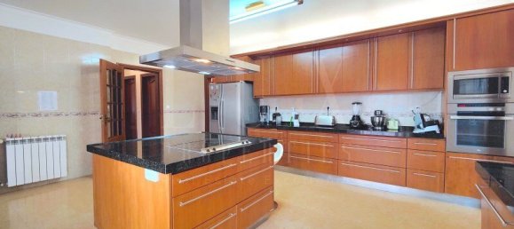 4 bedrooms House in Sintra, Portugal No. 40242 27