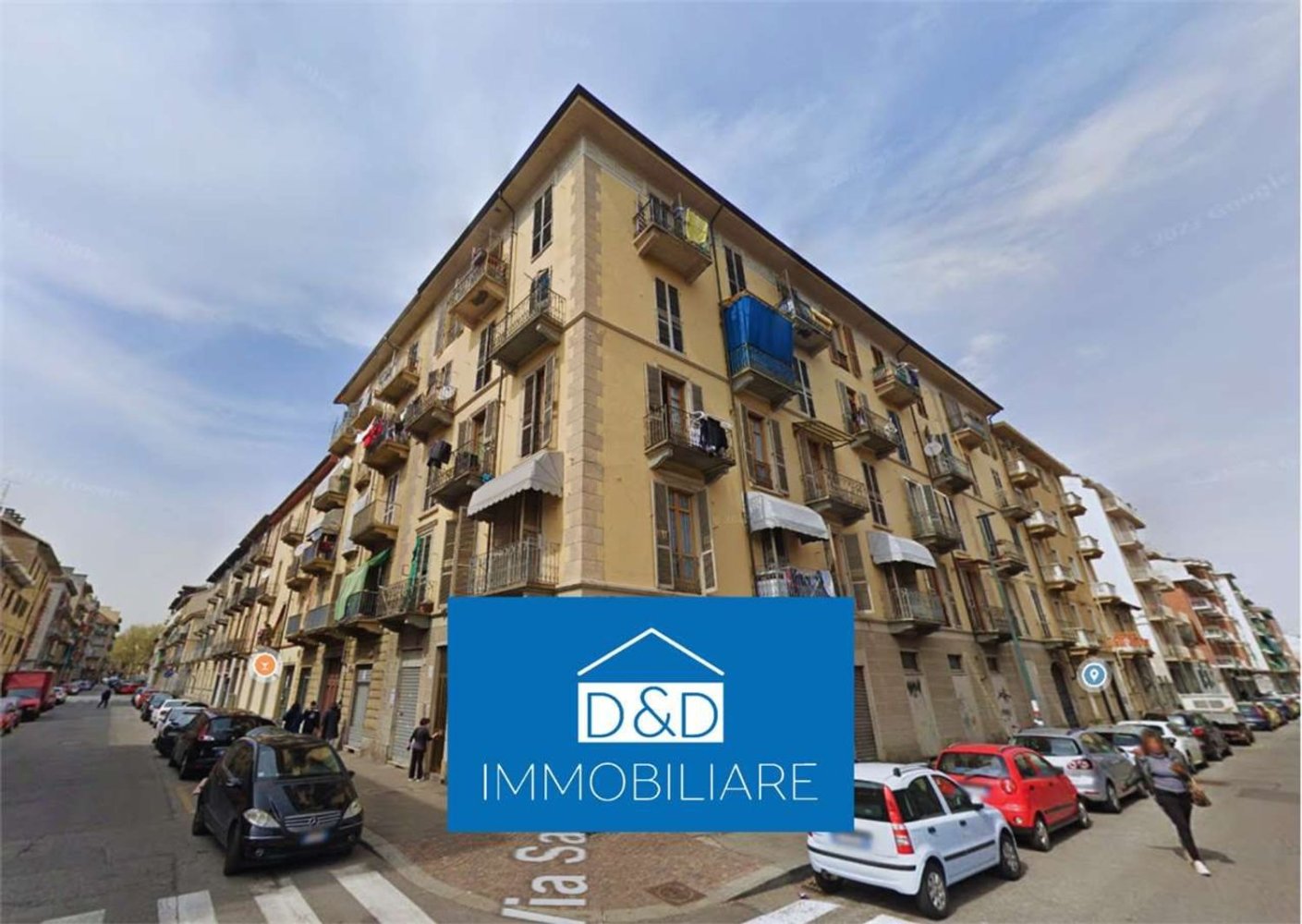 2-salle Appartement à Turin, Italy No. 10188