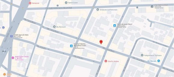 2-salle Appartement à Turin, Italy No. 10188 11