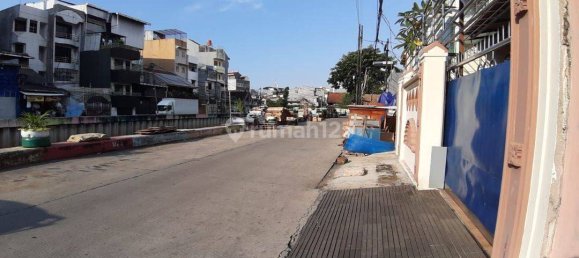 290m² House in Tambora, Indonesia No. 1775 19