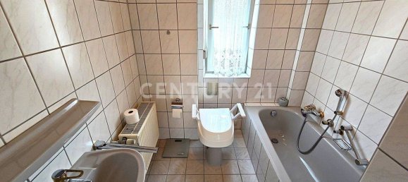 7-salle Maison de ville à Neunkirchen, Germany No. 348638 18