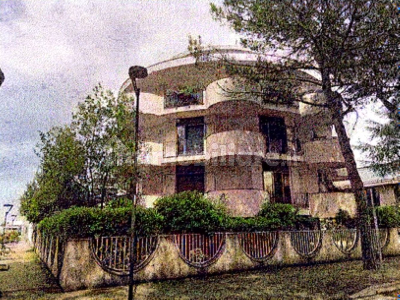 5 rooms Office in Pescara, Italy No. 288969