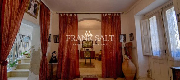 4 bedrooms Farm in Zurrieq, Malta No. 2233 13