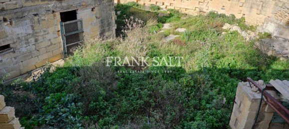 4 bedrooms Farm in Zurrieq, Malta No. 2233 7