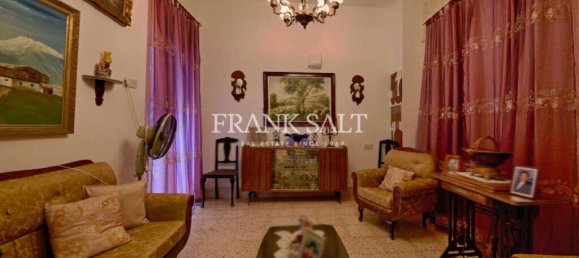 4 bedrooms Farm in Zurrieq, Malta No. 2233 11