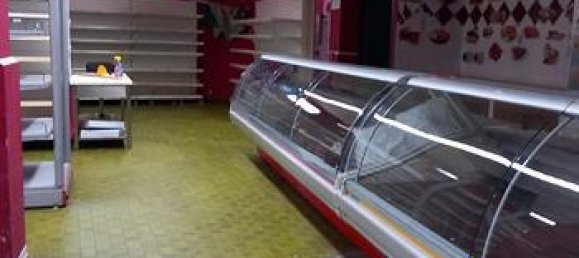 2-salle Propriété commerciale à Catania, Italy No. 300234 3