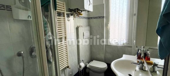 4 bedrooms Apartment in Genoa, Italy No. 140220 9