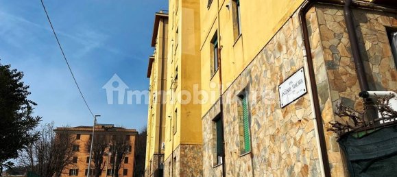 4 bedrooms Apartment in Genoa, Italy No. 140220 13