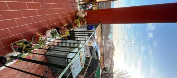 4 bedrooms Apartment in Genoa, Italy No. 140220 11