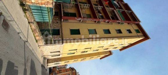 4 bedrooms Apartment in Genoa, Italy No. 140220 14